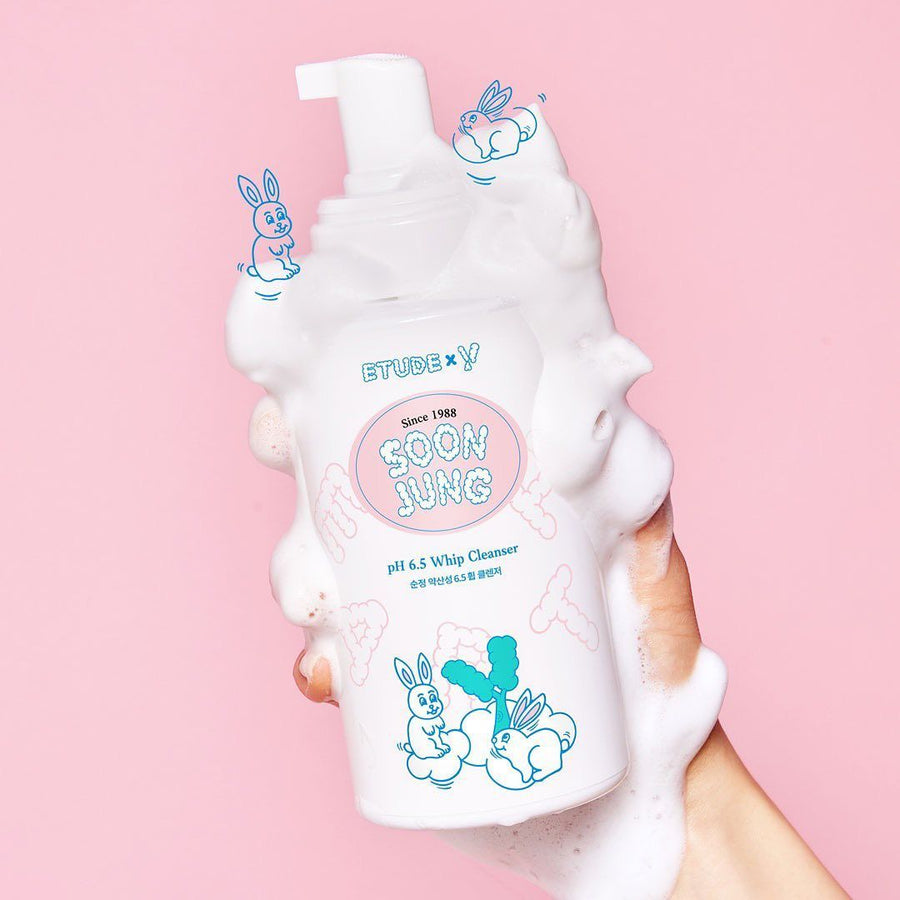 ETUDE HOUSE x CURVESIGN Soon Jung pH 6.5 Whip Cleanser (350ml)