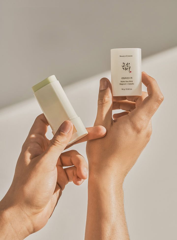 BEAUTY OF JOSEON Matte Sun Stick: Mugwort + Camelia SPF 50+ PA++++ (18g)