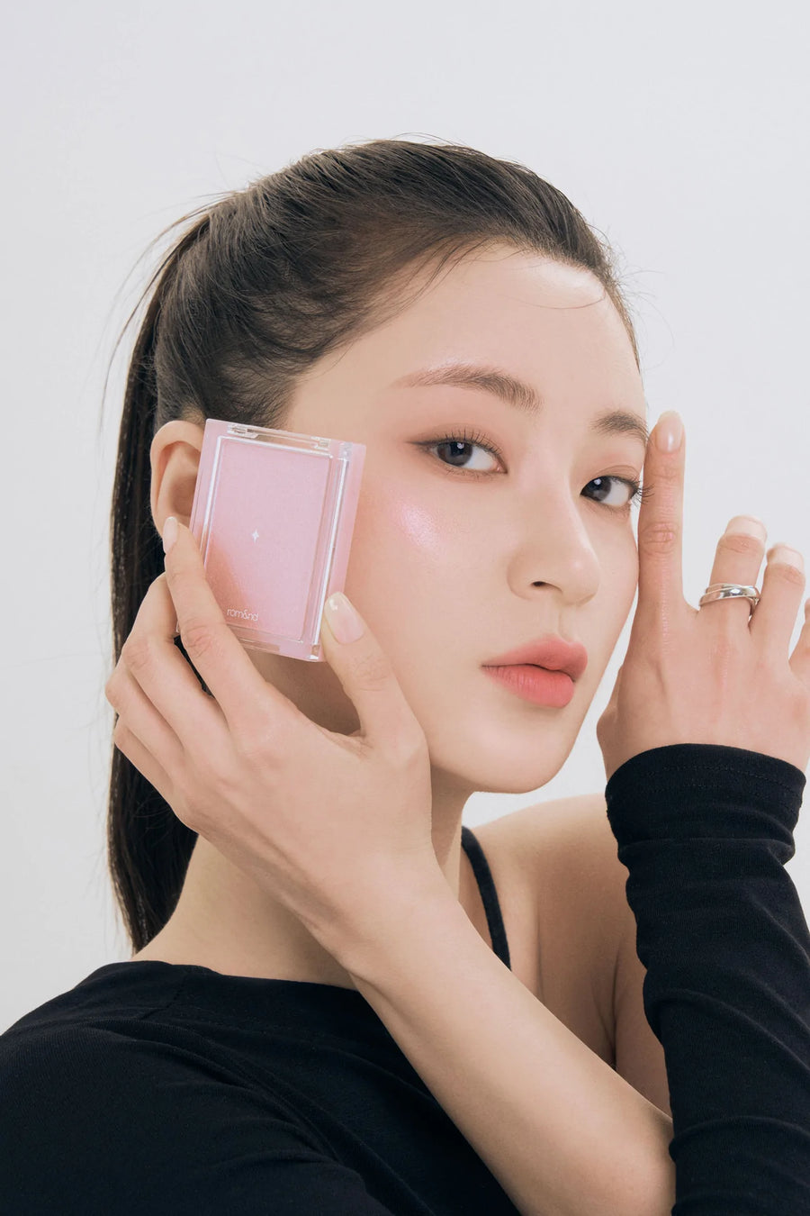 ROMAND See-Through Veil Lighter - 2 Shades (5.5g)
