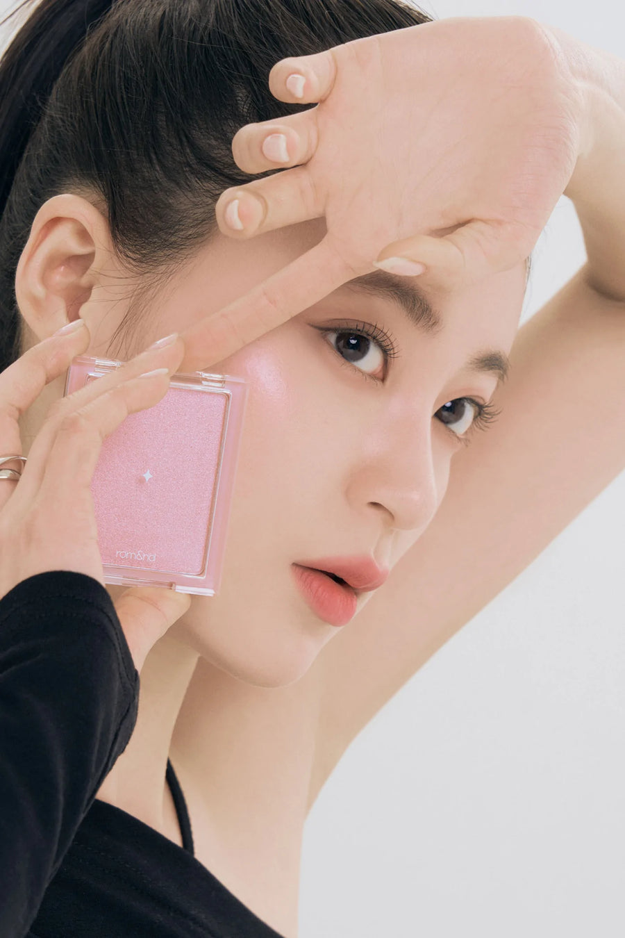 ROMAND See-Through Veil Lighter - 2 Shades (5.5g)